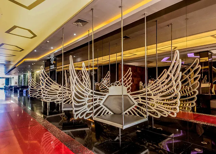 Fashion Hotel 4*